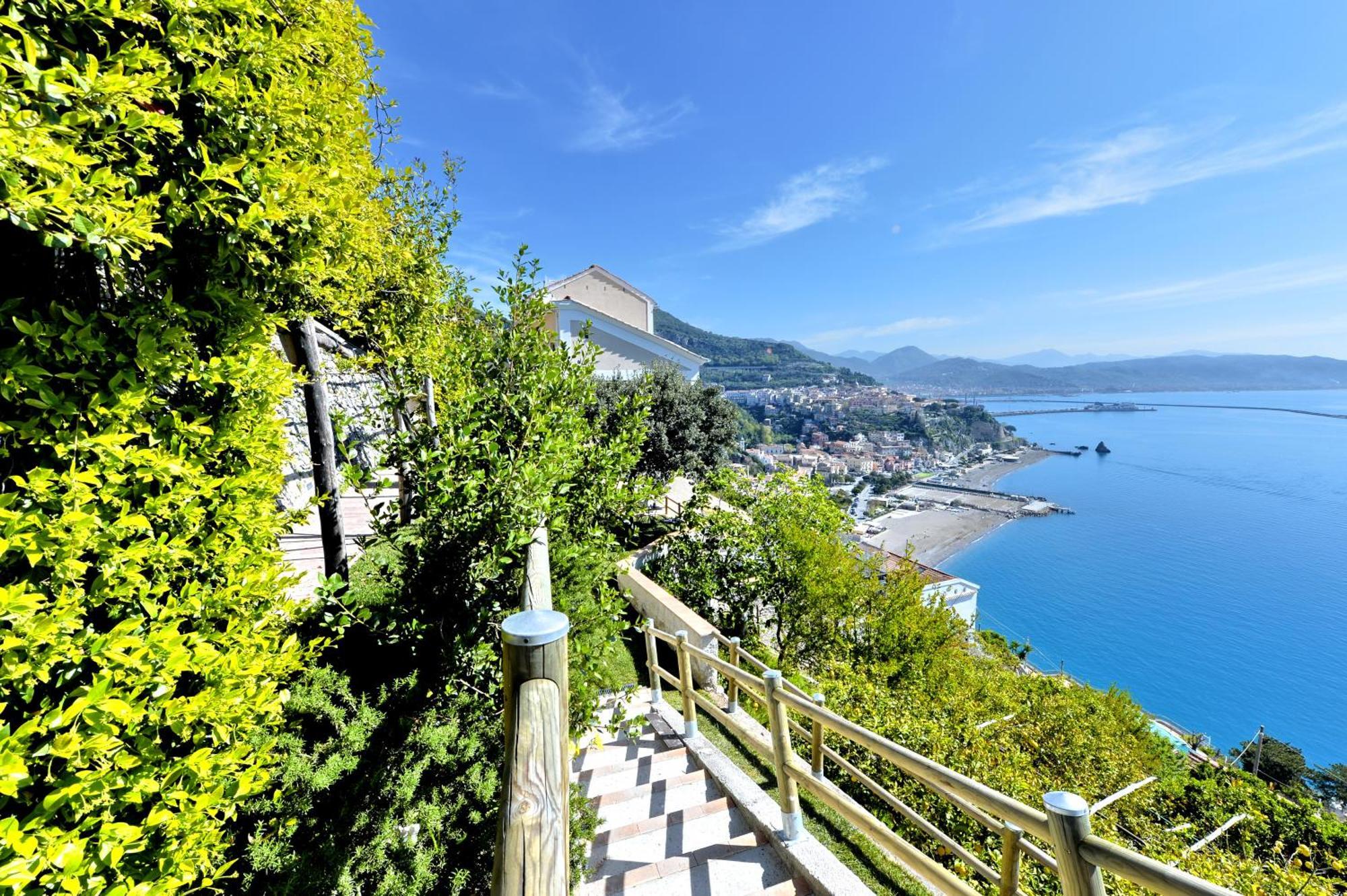 In Costa Relais & Luxury Suites Vietri sul Mare Exterior photo