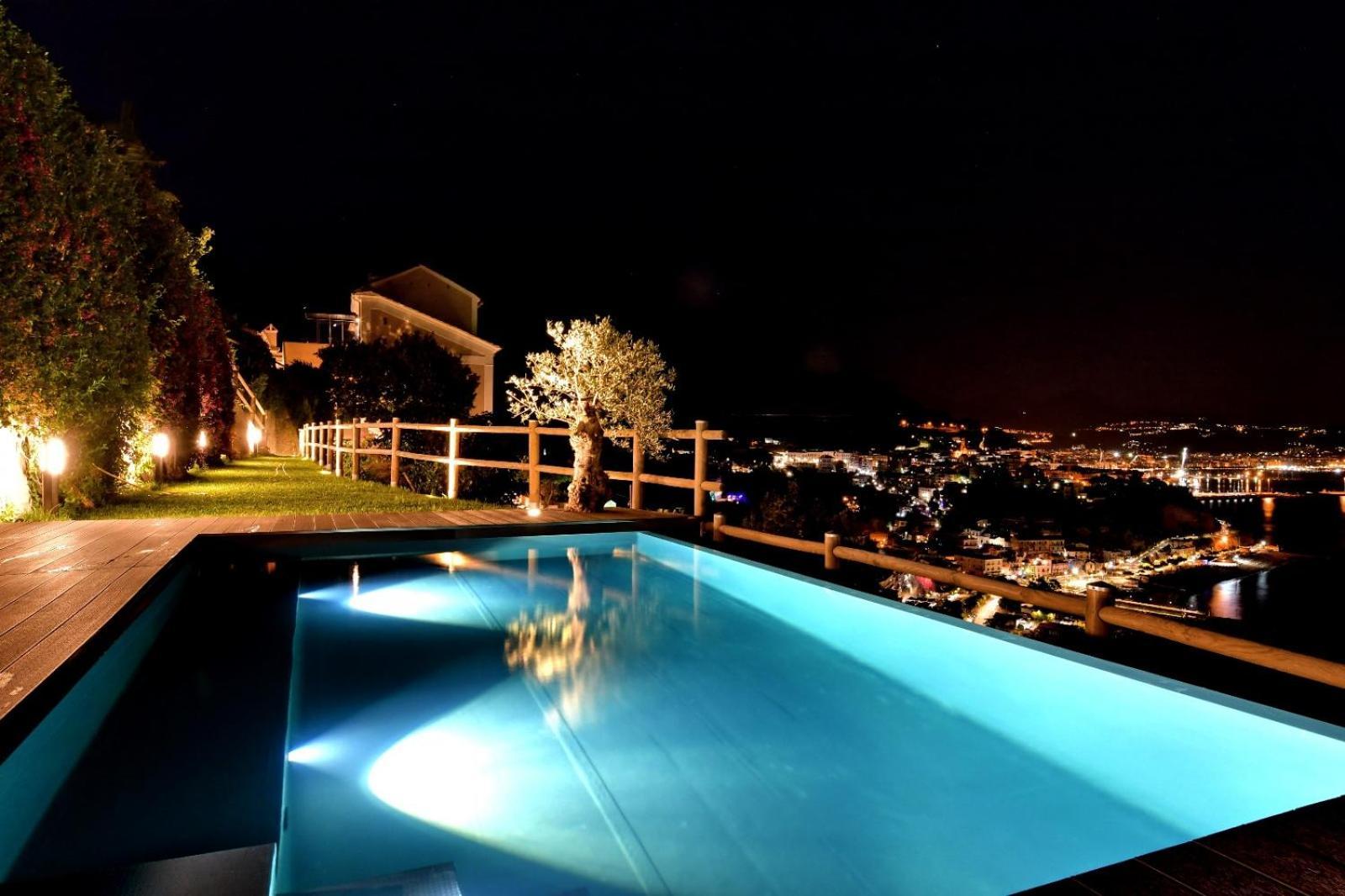 In Costa Relais & Luxury Suites Vietri sul Mare Exterior photo